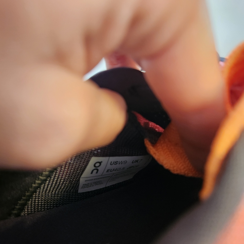 On Cloudeclipse Running Women's Running Shoes Siz… - image 7